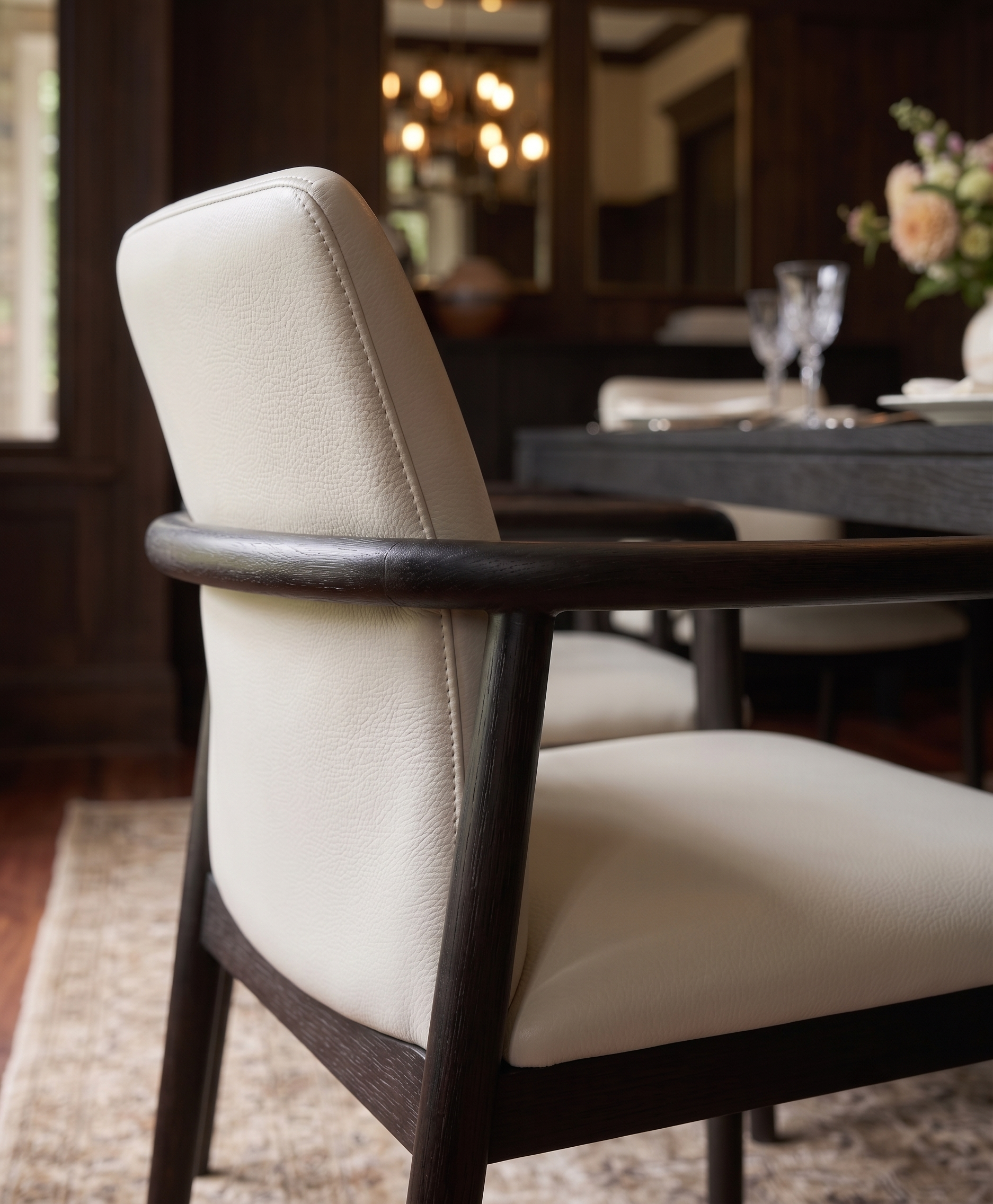 BELKIN DINING CHAIR