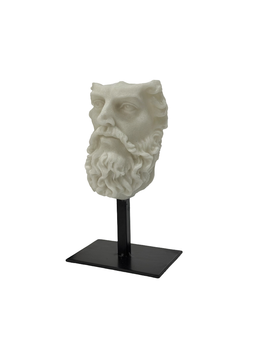 SCULPTURE ON STAND