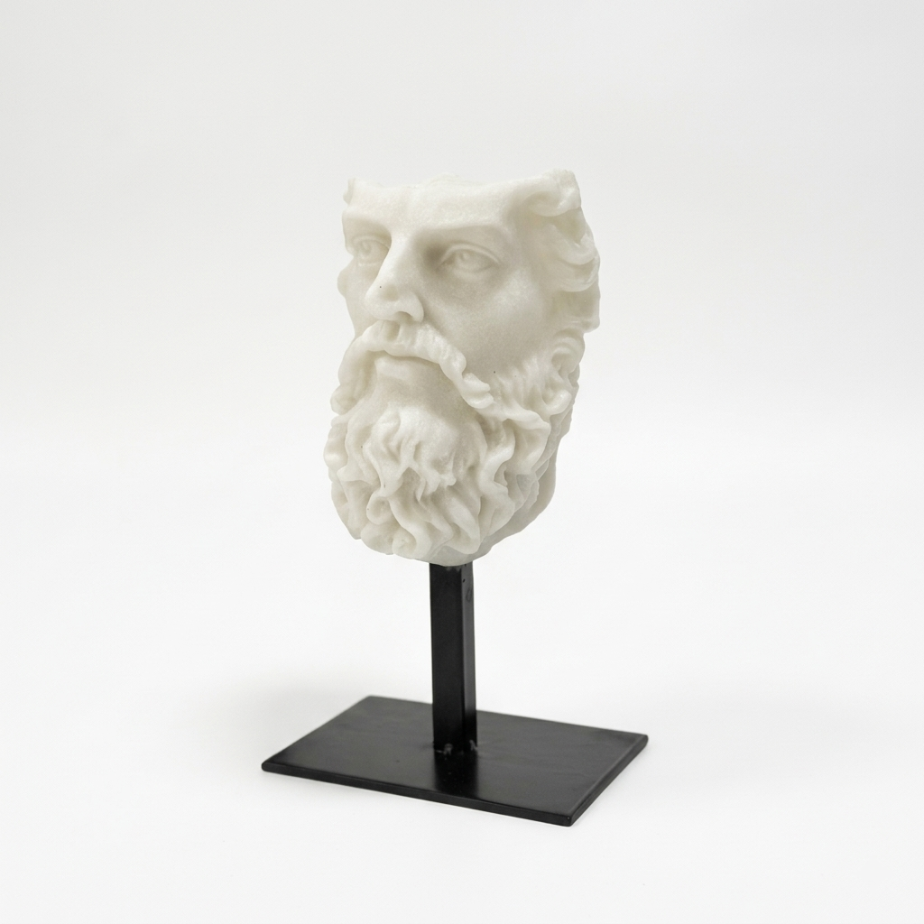 SCULPTURE ON STAND